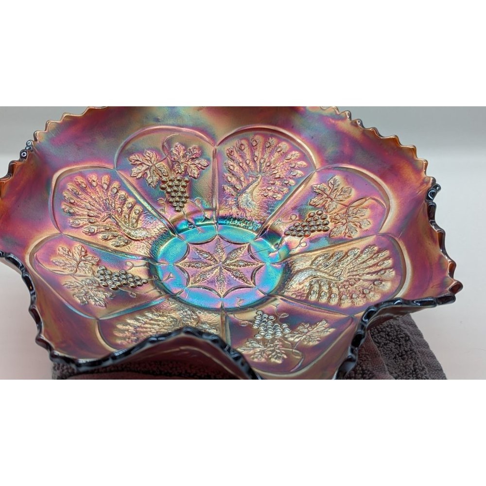 Fenton Amberina Peacock and Grape Bowl Carnival Glass Vintage Amberina Ruby Red - Picture 2 of 16